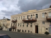 Satılır 3 otaqlı 100 m2 köhnə tikili İçəri Şəhər m.