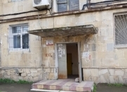 Satılır 3 otaqlı 90 m2 köhnə tikili 8 mkr