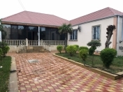 Satılır 6 otaqlı 220 m2 həyət evi Buzovna