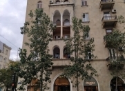 Satılır 2 otaqlı 64 m2 köhnə tikili Nizami kinoteatrı