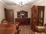 İcarəyə verilir 2 otaqlı 50 m2 köhnə tikili Təfəkkür Universiteti