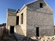 Satılır 3 otaqlı 90 m2 həyət evi Y.Ramana