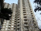 İcarəyə verilir 2 otaqlı 105 m2 yeni tikili Elmlər Akademiyası m.