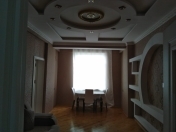 İcarəyə verilir 3 otaqlı 80 m2 yeni tikili Xırdalan