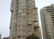 Satılır 3 otaqlı 75 m2 yeni tikili İnşaatçılar m.