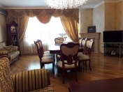 Satılır 4 otaqlı 186 m2 yeni tikili Rusiya səfirliyi