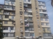 Satılır 5 otaqlı 5 m2 köhnə tikili Əhmədli m.
