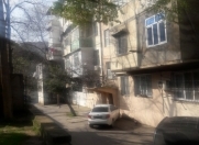 Satılır 2 otaqlı 40 m2 köhnə tikili 4 mkr