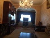 Satılır 4 otaqlı 110 m2 köhnə tikili 8 mkr