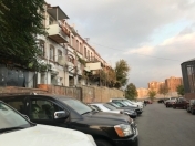 Satılır 1 otaqlı 30 m2 köhnə tikili 28 May m.