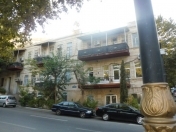 Satılır 1 otaqlı 20 m2 köhnə tikili İçəri Şəhər m.