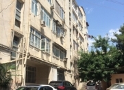 Satılır 1 otaqlı 33 m2 köhnə tikili Nizami m.