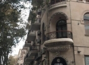 İcarəyə verilir 2 otaqlı 72 m2 köhnə tikili Sahil m.