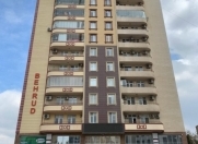 Satılır 4 otaqlı 179 m2 yeni tikili 8 mkr