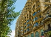 İcarəyə verilir 4 otaqlı 230 m2 yeni tikili Sahil m.