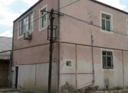 Satılır 6 otaqlı 200 m2 həyət evi Əmircan