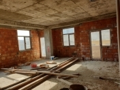 Satılır 2 otaqlı 60 m2 yeni tikili Buzovna