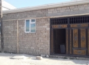 Satılır 3 otaqlı 100 m2 həyət evi Binə