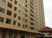 Satılır 1 otaqlı 53 m2 köhnə tikili Elmlər Akademiyası m.