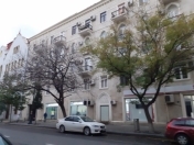 Satılır 2 otaqlı 54 m2 köhnə tikili Sahil m.