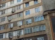 Satılır 3 otaqlı 65 m2 köhnə tikili Gənclik m.