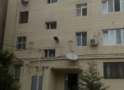 Satılır 5 otaqlı 108 m2 köhnə tikili Badamdar