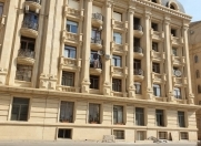 Satılır 3 otaqlı 70 m2 yeni tikili Bayıl parkı