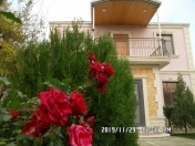 İcarəyə verilir 4 otaqlı 200 m2 həyət evi Bakıxanov