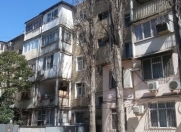 Satılır 3 otaqlı 75 m2 köhnə tikili İnşaatçılar m.