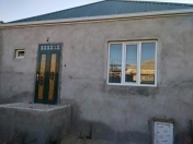 Satılır 3 otaqlı 90 m2 həyət evi Binə