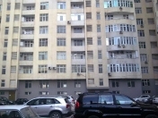 Satılır 1 otaqlı 60 m2 yeni tikili Musabəyov parkı
