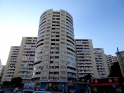 Satılır 3 otaqlı 130 m2 yeni tikili Yasamal r.