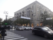 Satılır 3 otaqlı 80 m2 köhnə tikili 28 May m.