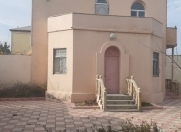 Satılır 5 otaqlı 200 m2 villa Novxanı