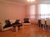 İcarəyə verilir 3 otaqlı 156 m2 yeni tikili 1 mkr