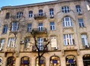 İcarəyə verilir 3 otaqlı 185 m2 obyekt Nizami kinoteatrı