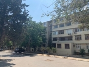 Satılır 4 otaqlı 100 m2 köhnə tikili Bakıxanov