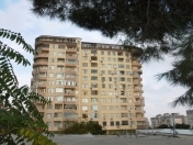 Satılır 2 otaqlı 64 m2 yeni tikili Memar Əcəmi m.