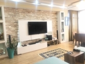 Satılır 3 otaqlı 130 m2 yeni tikili İnşaatçılar m.