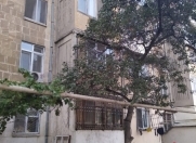 Satılır 1 otaqlı 35 m2 köhnə tikili 8 km