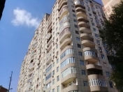 Satılır 3 otaqlı 125 m2 yeni tikili Yasamal r.