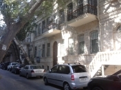 Satılır 2 otaqlı 50 m2 köhnə tikili Fəvvarələr meydanı