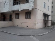 Satılır 4 otaqlı 120 m2 yeni tikili Xalqlar Dostluğu m.