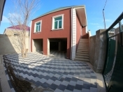 Satılır 3 otaqlı 100 m2 həyət evi Binəqədi