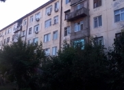 Satılır 2 otaqlı 56 m2 köhnə tikili 5 mkr