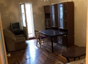 Satılır 1 otaqlı 35 m2 köhnə tikili 8 mkr