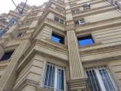 Satılır 5 otaqlı 115 m2 köhnə tikili Nizami m.