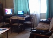 Satılır 3 otaqlı 70 m2 köhnə tikili Yasamal r.