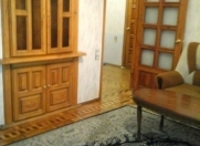 İcarəyə verilir 2 otaqlı 36 m2 köhnə tikili Elmlər Akademiyası m.