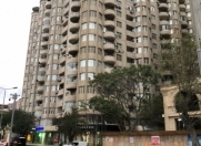 Satılır 3 otaqlı 160 m2 yeni tikili 28 May m.
